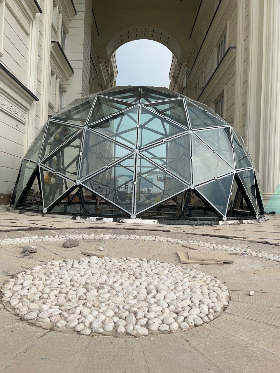 Freeform Structure of Abrisham Commercial Complex, Lahijan, Iran-4